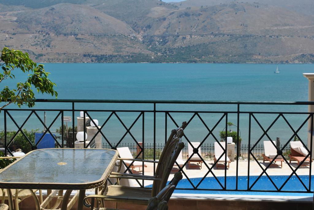 Lazaratos Hotel Kouvalata ภายนอก รูปภาพ