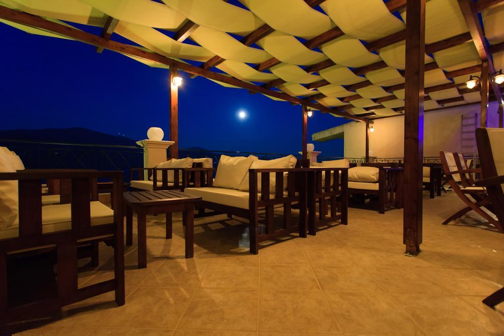 Lazaratos Hotel Kouvalata ภายนอก รูปภาพ